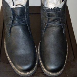 .Men's Boots (New) Never Worn